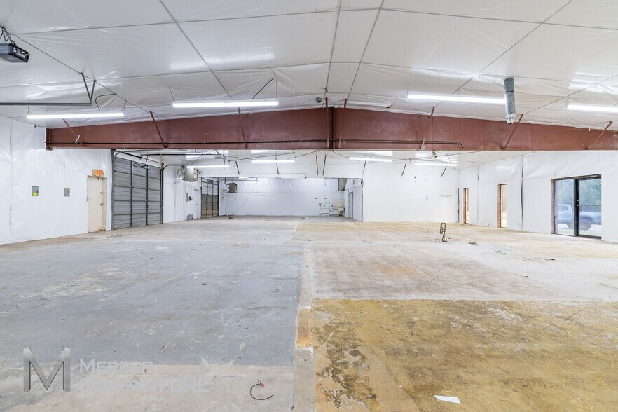 More Photos Of 717 Evergreen St, Edmond Service For Lease