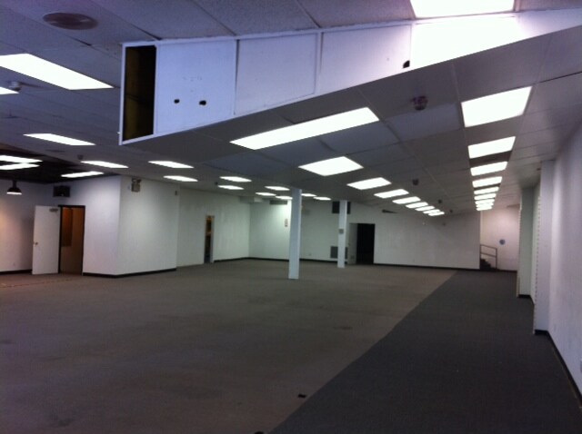 More Photos Of 3107 Greenmount Ave, Baltimore Storefront For Lease