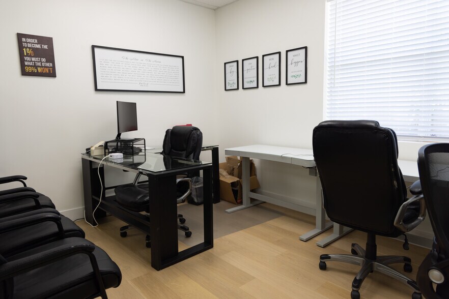 More Photos Of 515 W Southlake Blvd, Southlake Medical For Lease