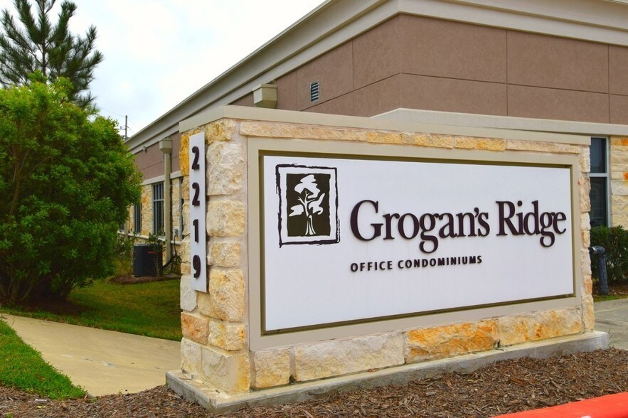 More Photos Of 2219 Sawdust Rd, The Woodlands Office For Sale