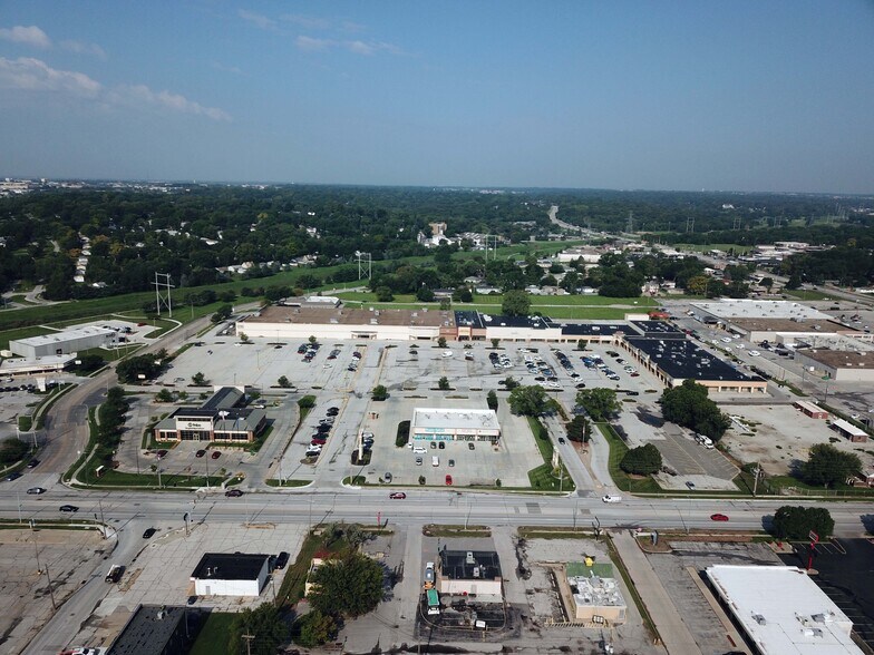More Photos Of , Omaha General Retail For Sale
