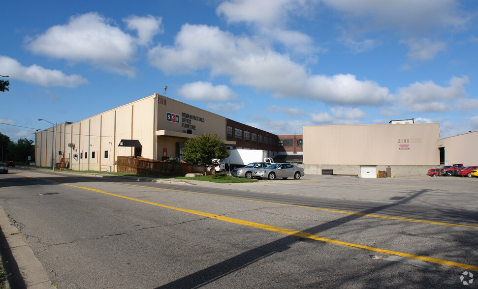 Primary Photo Of 2100 S Washington Ave, Lansing Warehouse For Lease