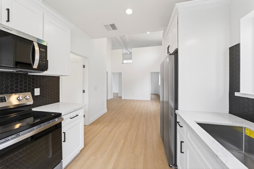 More Photos Of 337-343 N Magnolia St, Orange Apartments For Sale