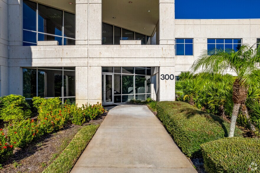 More Photos Of 300 Park Place Blvd, Clearwater Office For Lease