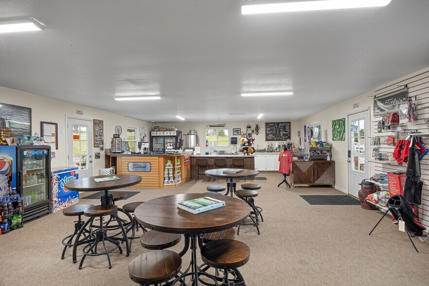 More Photos Of 6480 SE Highway 169, Saint Joseph Sports And Entertainment For Sale