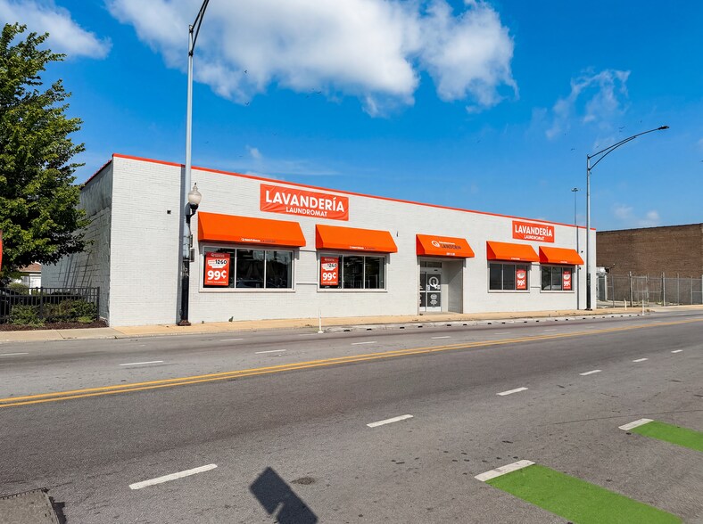More Photos Of 4314 S Kedzie Ave, Chicago Storefront For Sale