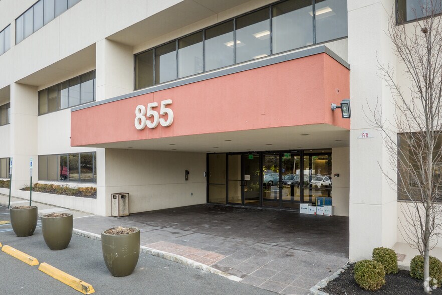 More Photos Of 855 Valley Rd, Clifton Medical For Lease