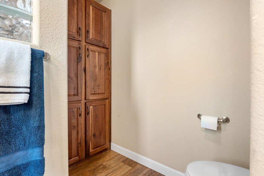 More Photos Of 110 Seubert Heights Dr, Cottonwood Trailer Camper Park For Sale