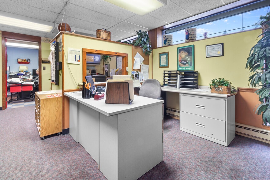 More Photos Of 1315 S Sherman Dr, Indianapolis Health Club For Sale