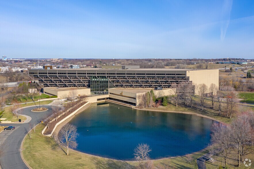 More Photos Of 500 Bielenberg Dr, Woodbury Industrial For Lease