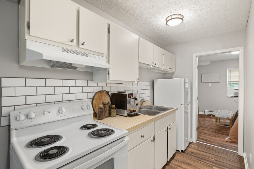 More Photos Of 25 Oakdale Ave, Akron Apartments For Sale