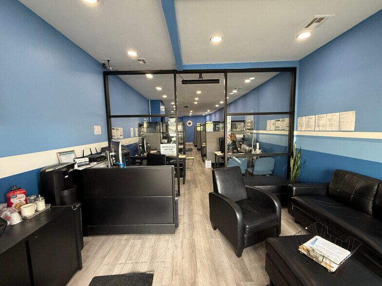 More Photos Of 2530 Boston Rd, Bronx Storefront Retail Office For Sale
