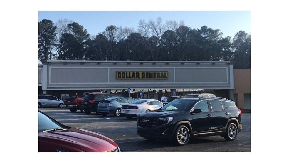 More Photos Of 2906-2930 Evans Mill Rd, Lithonia Storefront For Lease