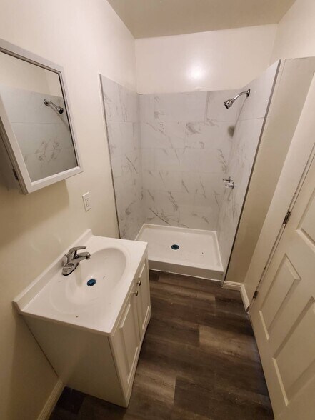 More Photos Of 481 Lincoln Ave, Pasadena Apartments For Sale