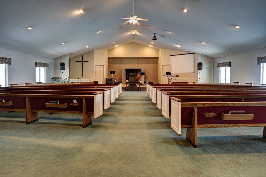More Photos Of 4050 Barnes Rd, Traverse City Religious Facility For Sale
