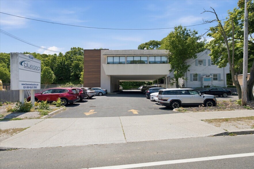 More Photos Of 1038 West Jericho Tpke, Smithtown Office For Sale