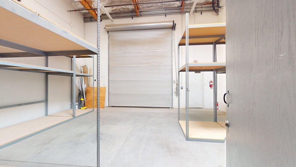 More Photos Of 39301 Badger St, Palm Desert Warehouse For Sale