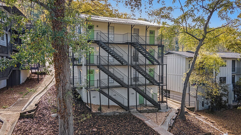 More Photos Of 1509 16th Ave S, Birmingham Multifamily For Sale