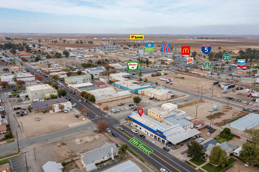 More Photos Of 609 N 7th St, Williams Auto Repair For Sale