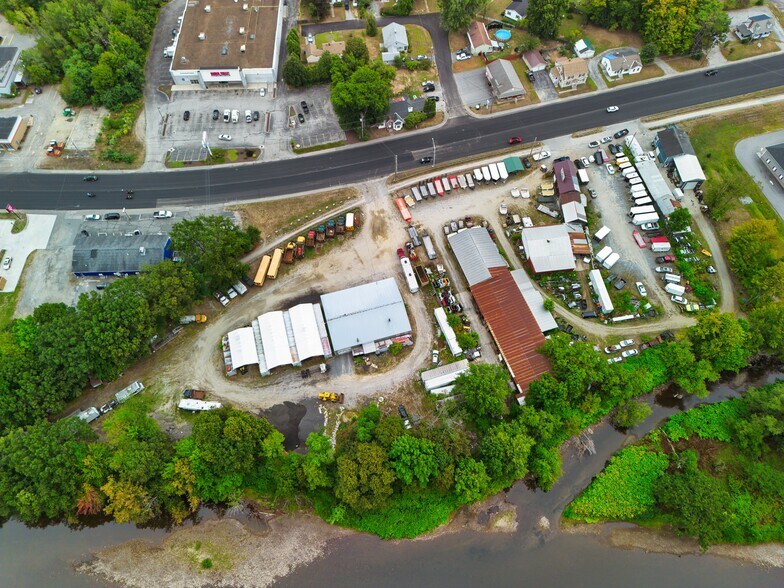 More Photos Of 299 Washington St, Claremont General Retail For Sale