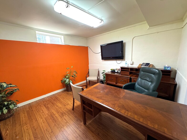 More Photos Of 2662 Thompson Mill Rd, Buford Religious Facility For Sale