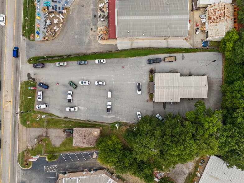 More Photos Of 118 Rainbow Lake Rd, Boiling Springs Auto Dealership For Sale