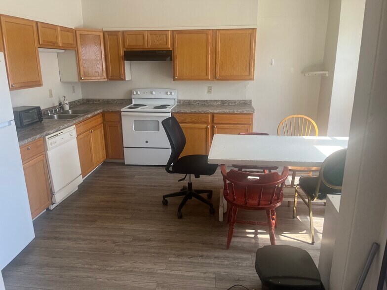 More Photos Of 80 Broad St, Plattsburgh Specialty For Sale
