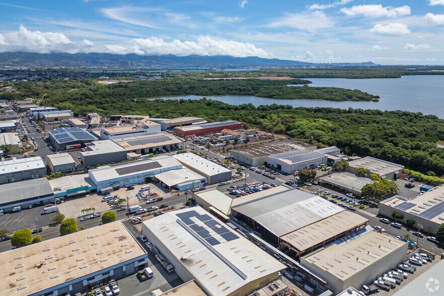 More Photos Of 94-138 Leoleo St, Waipahu Warehouse For Lease