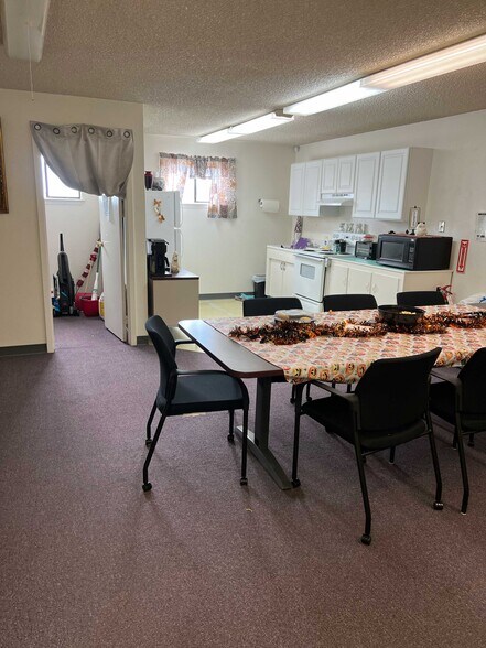 More Photos Of 1000 C St, Hawthorne Office Residential For Sale