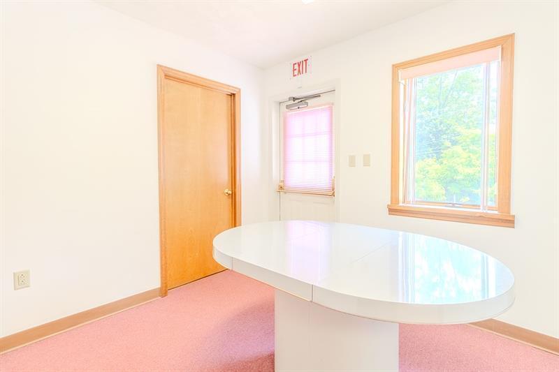 More Photos Of 1027 W Main St, Mount Pleasant Medical For Sale