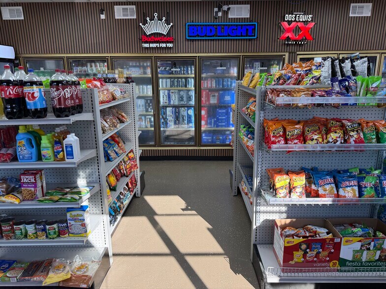 More Photos Of 1708 S Mobberly Ave, Longview Service Station For Sale