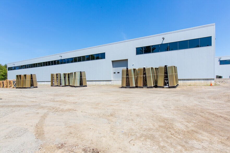 More Photos Of 428 Newburyport Tpke, Rowley Light Distribution For Lease