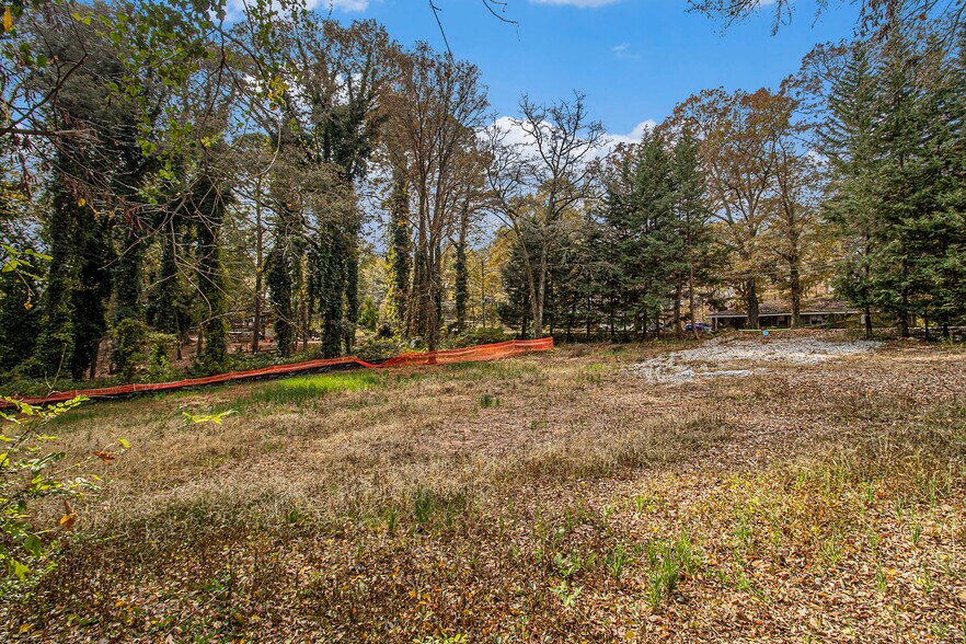 More Photos Of 883 Mountain View Dr, Stone Mountain Land For Sale