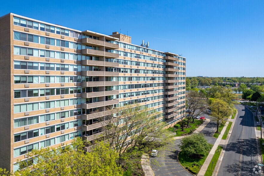More Photos Of 5105 N Park Dr, Pennsauken Apartments For Lease