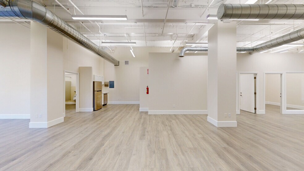 More Photos Of 1311-1425 63rd St, Emeryville Distribution For Lease