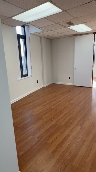 Primary Photo Of 219 Westchester Ave, Port Chester Office For Lease