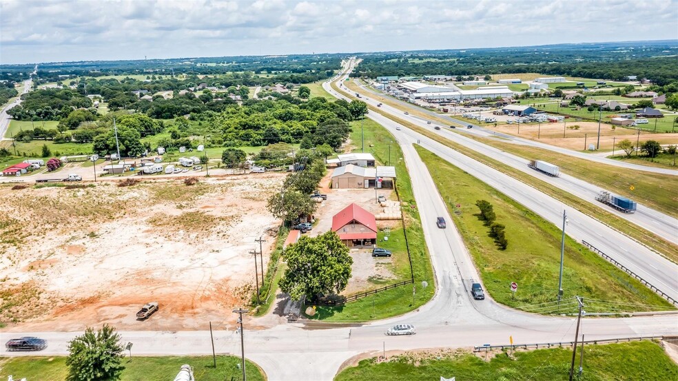 Primary Photo Of 113 Dennis Junction Rd, Weatherford Warehouse For Sale