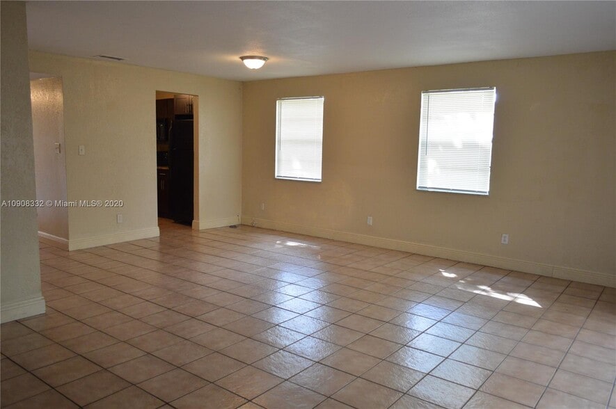 More Photos Of 1741 SW 40th Ter, Fort Lauderdale Apartments For Sale