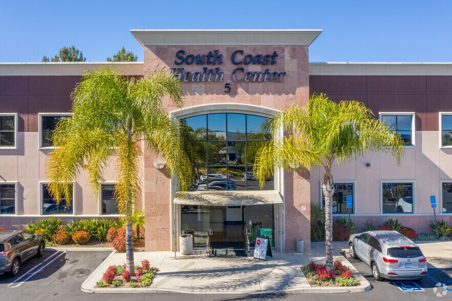 More Photos Of 5 Journey, Aliso Viejo Medical For Lease