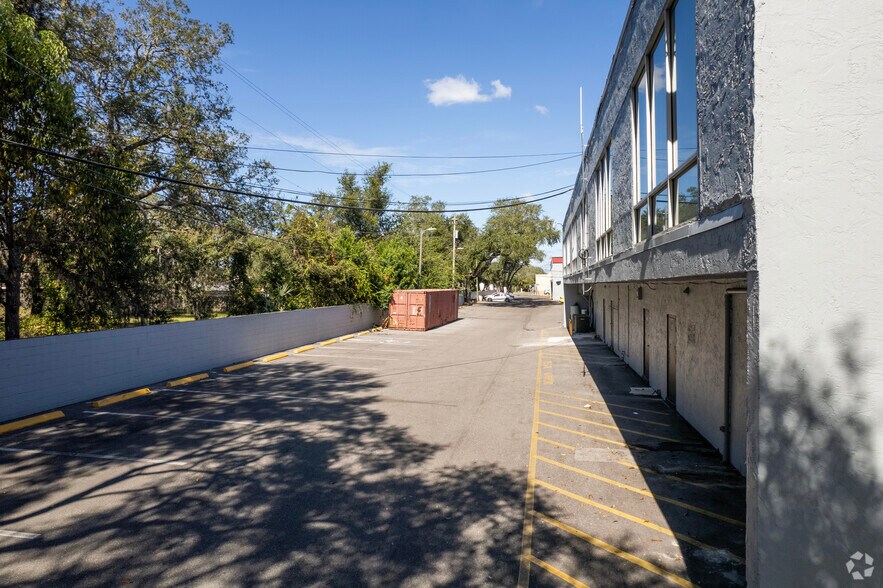 More Photos Of 10630-10760 N 56th St, Tampa Unknown For Lease