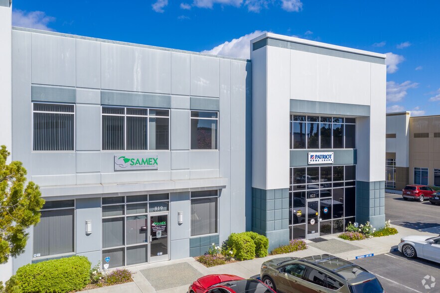 More Photos Of 803-827 Anchorage Place, Chula Vista Light Distribution For Lease