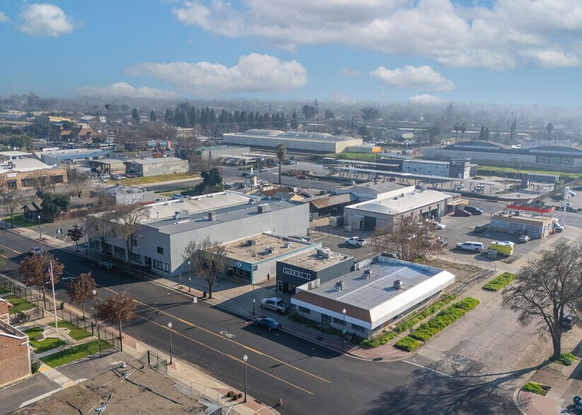More Photos Of 950-952 W Main St, Merced Office For Sale