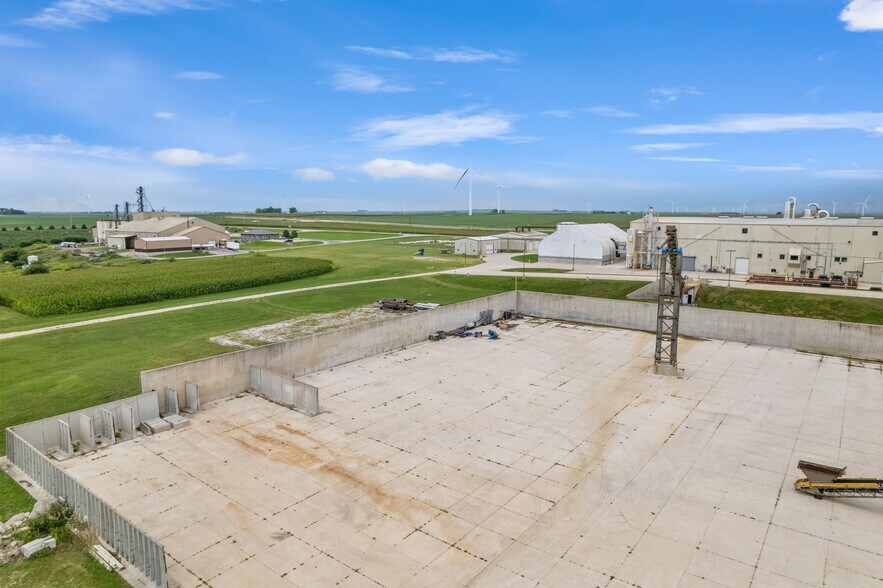 More Photos Of 6059 159th St, Galva Food Processing For Sale