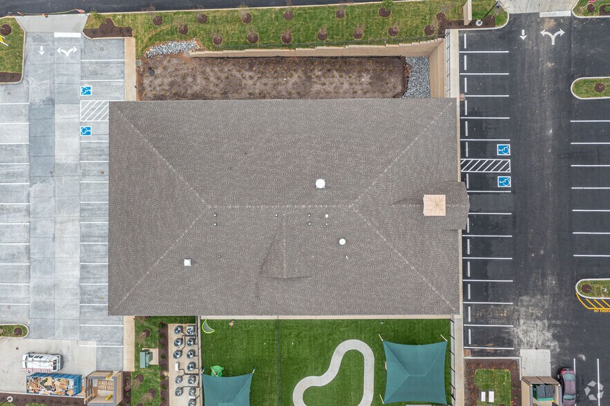 More Photos Of 2129 Nashville Pike, Gallatin Office For Lease