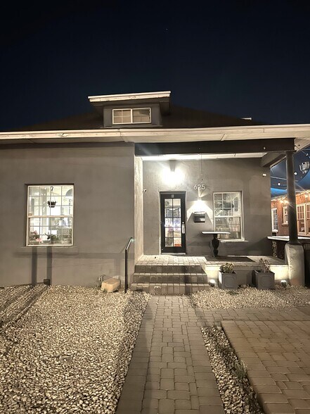 Primary Photo Of 625 N 7th St, Phoenix Storefront For Lease