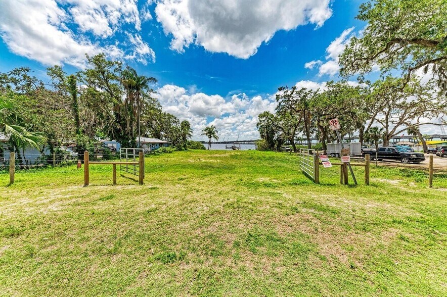 More Photos Of 5815 18th St E, Ellenton Land For Sale