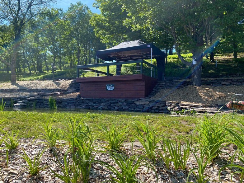 More Photos Of 304 Sutherland Rd, East Meredith Specialty For Sale