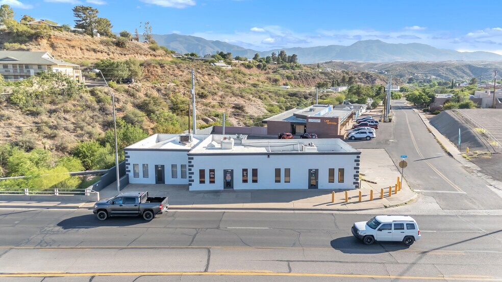 More Photos Of 1600 E Ash St, Globe Medical For Sale