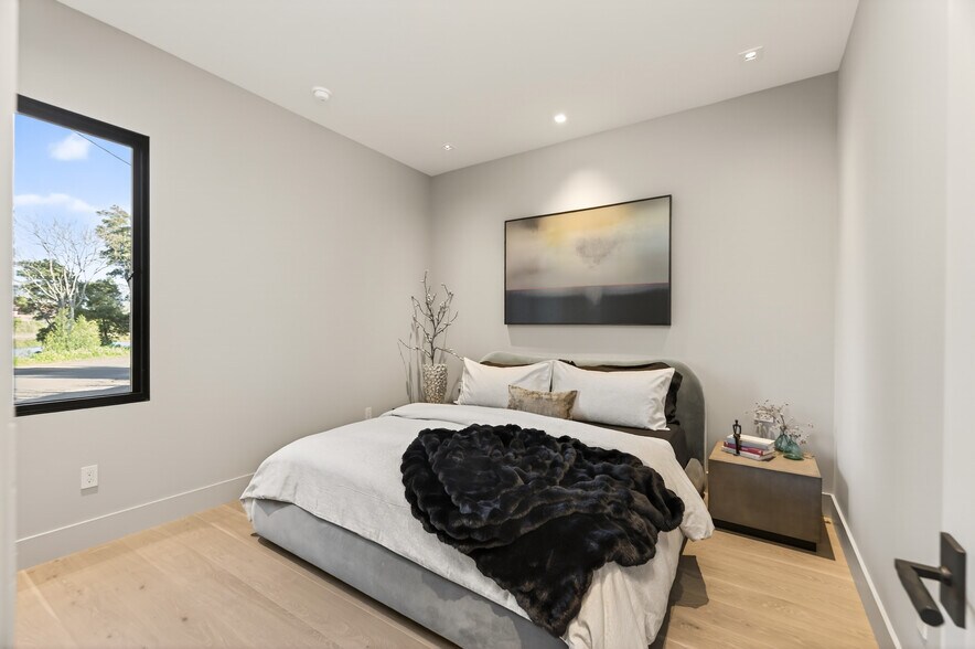 More Photos Of 585 Riverside Drive, Napa Multifamily For Sale