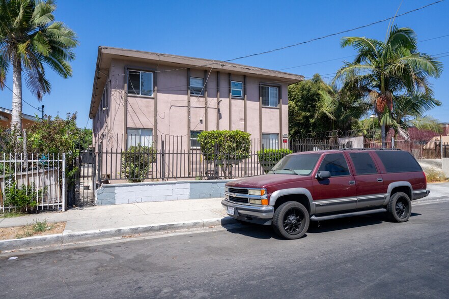More Photos Of 1433 E 61st St, Los Angeles Apartments For Sale